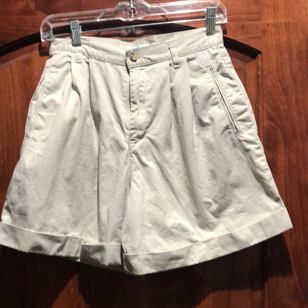 NWOT khaki shorts